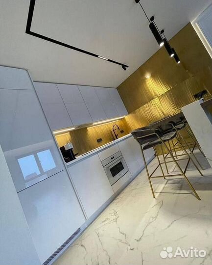 Кухня с барной стойкой новая в рассрочку