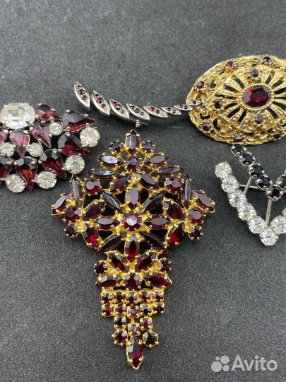 Брошь винтажная Чехия гранат