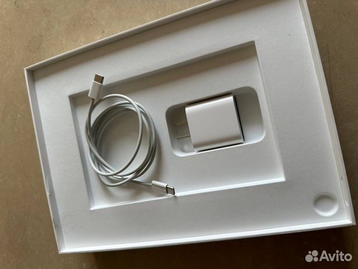 Планшет apple iPad air 5 64 GB