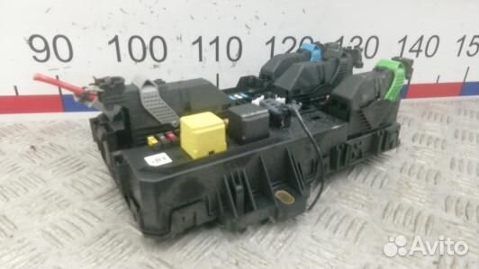 Блок предохранителей opel astra H (PEA04M301)