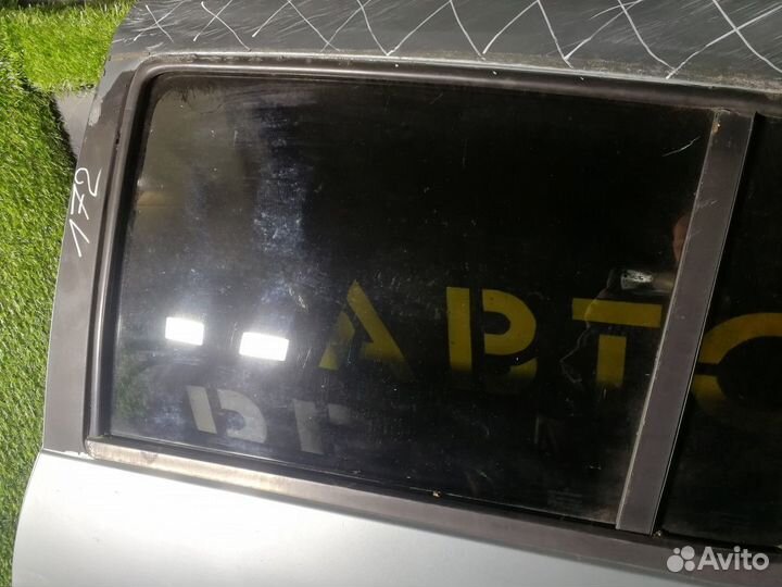 Стекло двери задней левой Renault Sandero