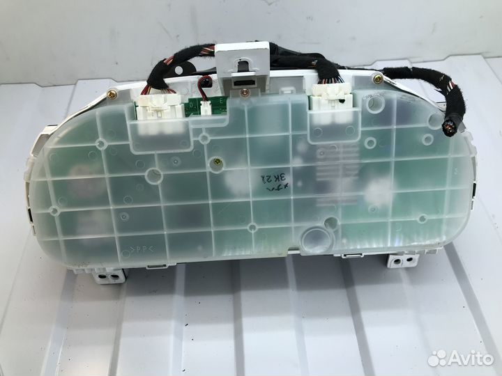 Панель приборов Mazda 3 BK 2.0 спорт