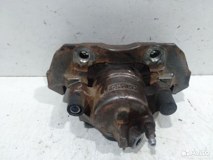 Суппорт тормозной передний левый Focus III 2011