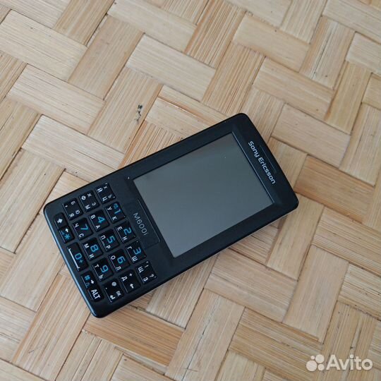 Sony Ericsson M600i