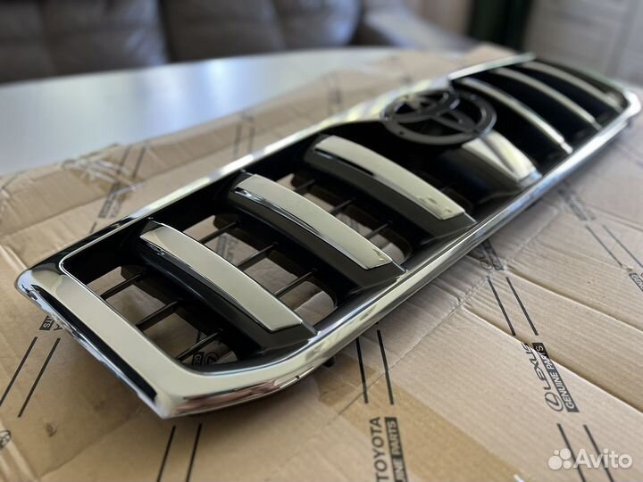 Решетка радиатора прадо 120 (оригинал/новая)