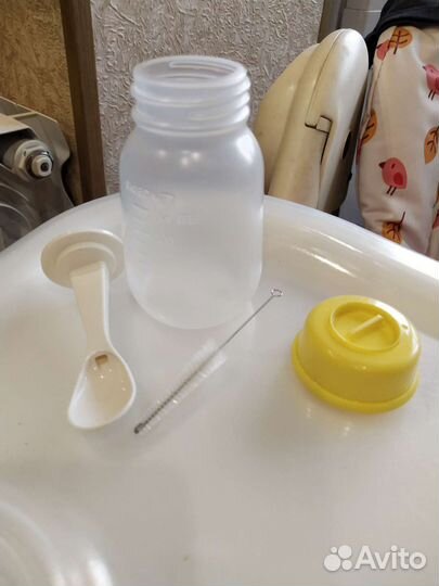 Набор для кормления Pigeon, бутылочка с ложкой