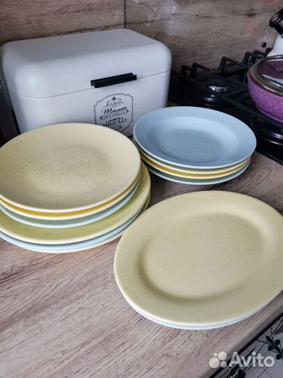 Набор тарелок