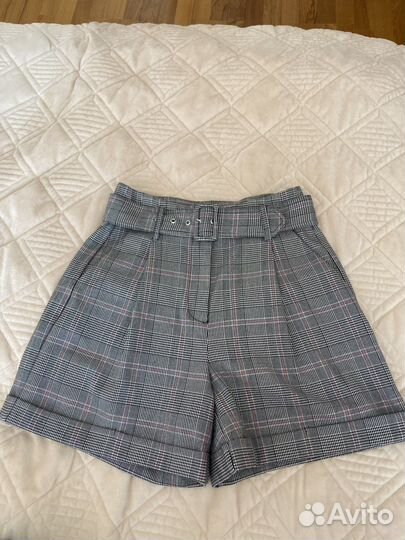 Шорты женские клетчатые Love Republic