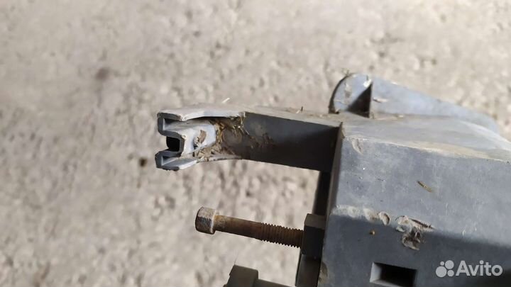 Корпус противотуманки правой Опель вектра б