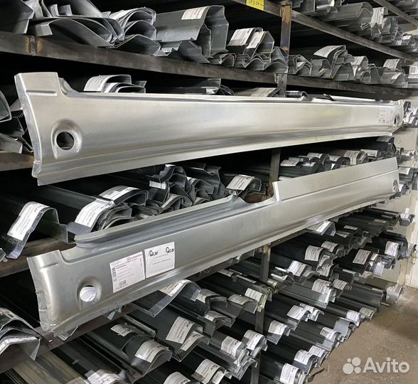 Порог левый Mercedes Vito W638 1995-2003 (Potrykus