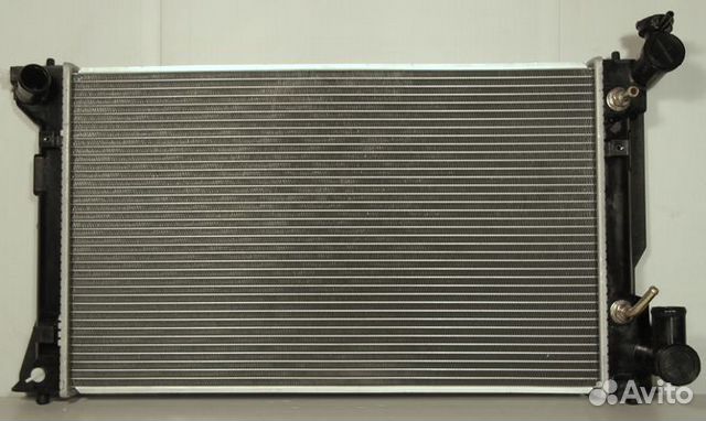 Радиатор охлаждения Тойота Авенсис T250 2.0-2.4 03