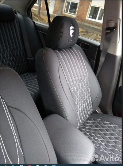 Модельные чехлы Бугатти