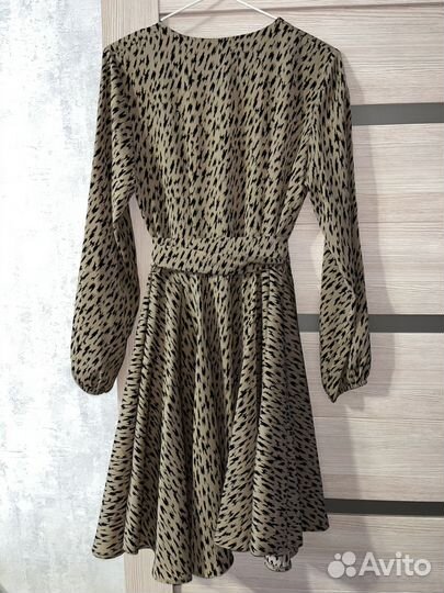 Платье женское 44-46 размер