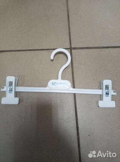 Плечики с прищепками