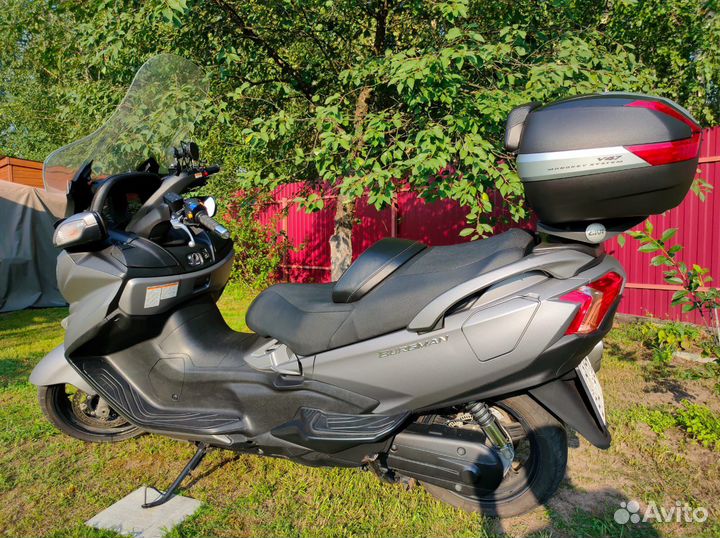 Крепление центрального кофра Suzuki Burgman 650