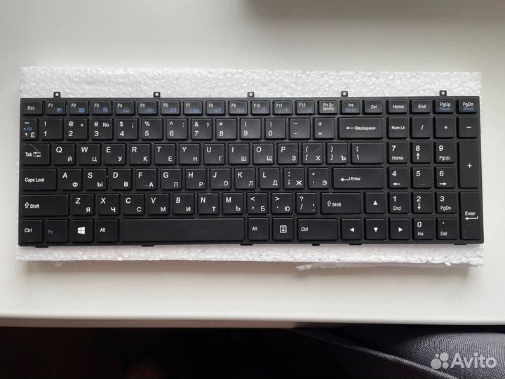 Клавиатура для ноутбука с подсветкой MP-13H83USJ43