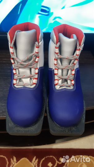 Лыжные ботинки