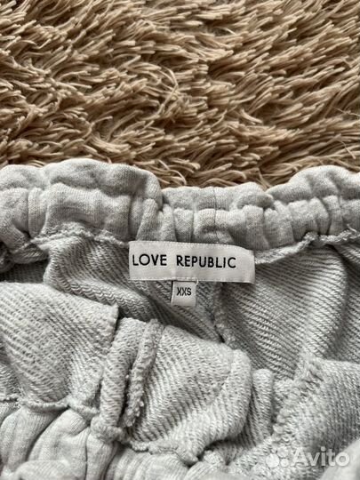 Спортивные штаны love republic