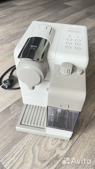 Кофемашина delonghi
