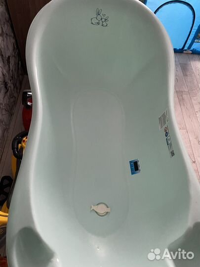 Ванночка детская с горкой на подставке