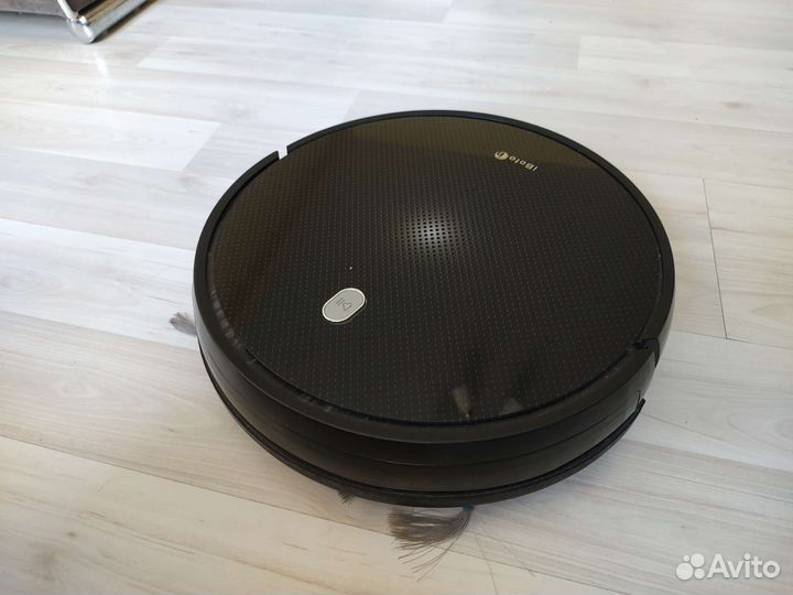 Робот пылесос iboto v720gw