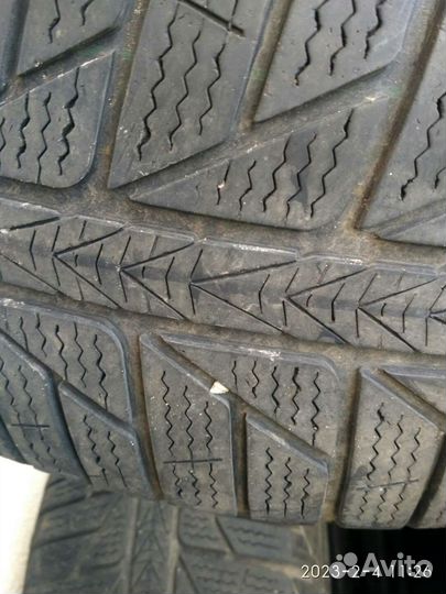 Viking SnowTech II 235/60 R18 107H