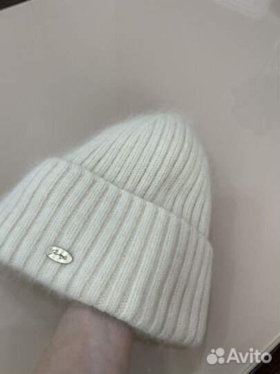 Шапка женчкая ангора на флисе