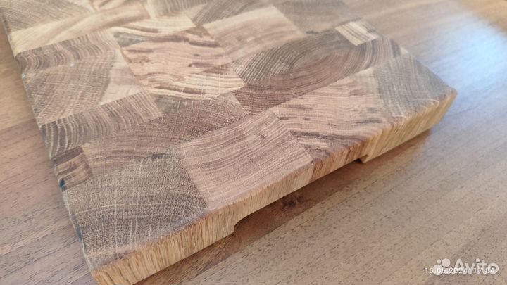 Торцевая разделочная доска из дуба