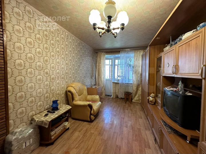 2-к. квартира, 40 м², 3/5 эт.