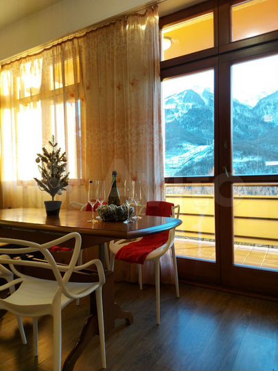 3-к. квартира, 125 м², 4/7 эт.