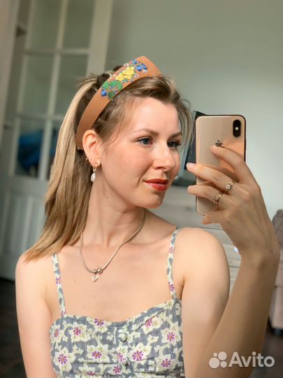 Кокошник современный