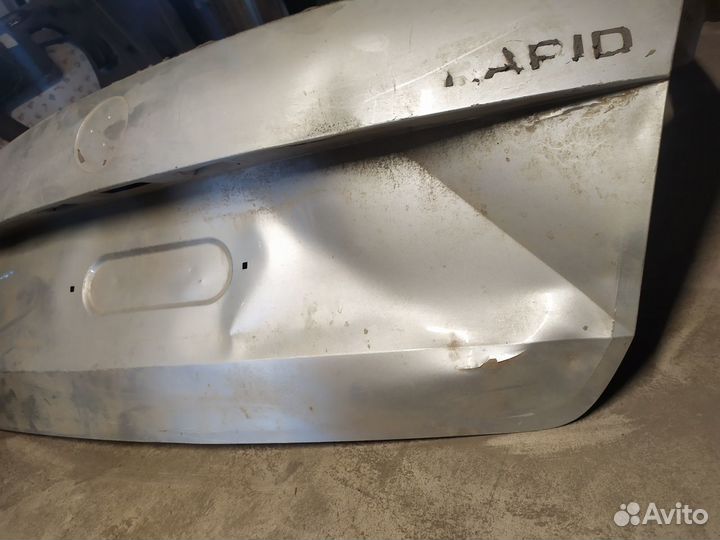 Крышка багажника Skoda Rapid 2012-2017