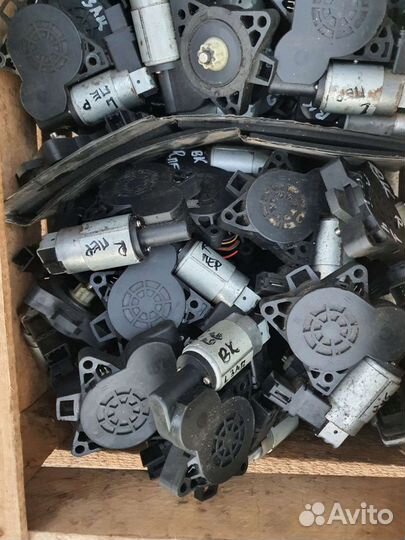 Стеклоподъемник mazda 3 5 6 cx-7 2007 г