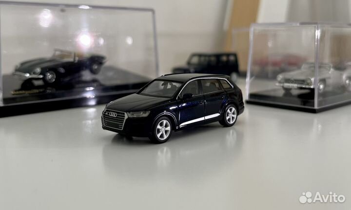 Audi Q7 1:87 (2015 - н.в.)