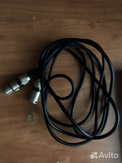 Студийный микрофон akg p120