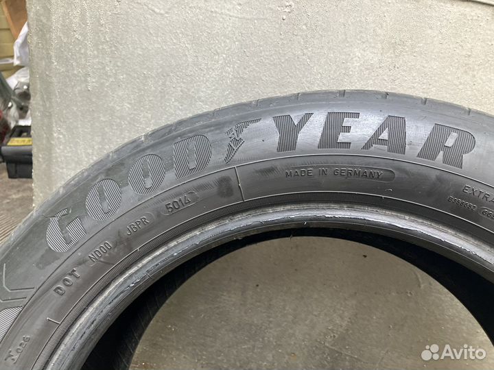 Goodyear EfficientGrip Performance 225/55 R17