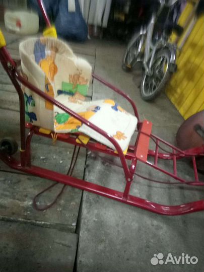 Детские санки с колесами