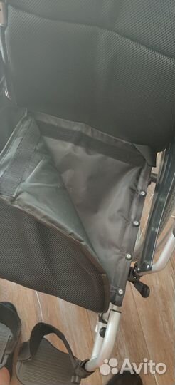 Кресло коляска для инвалидов