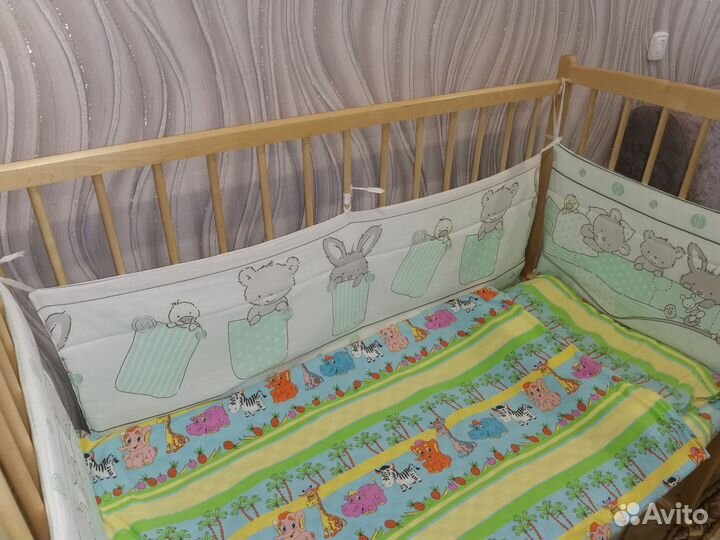 Детская кроватка