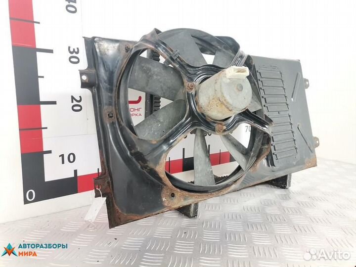 Вентилятор радиатора Volkswagen Golf 4 2001