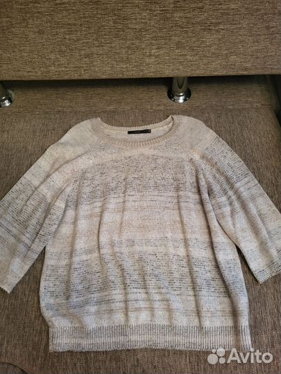 Свитер женский