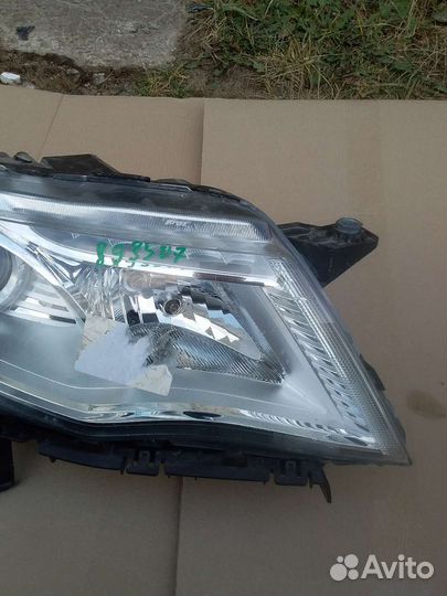 Geely атлас фара правая