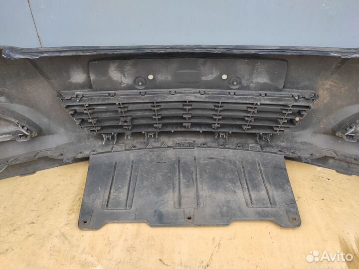 Бампер передний на Opel Astra H Рестайлинг 5Д