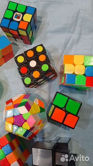 Коллекция кубиков-рубика