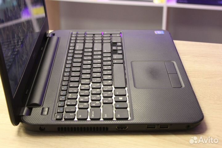 Ноутбук Dell с новым SSD и программами для учёбы