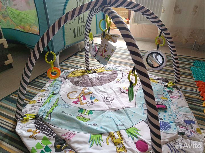 Развивающий игровой коврик