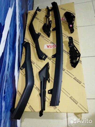 Молдинги бампера Lexus Rx 4 2015-2019