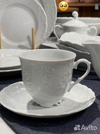 Набор столовой посуды на 12 персон