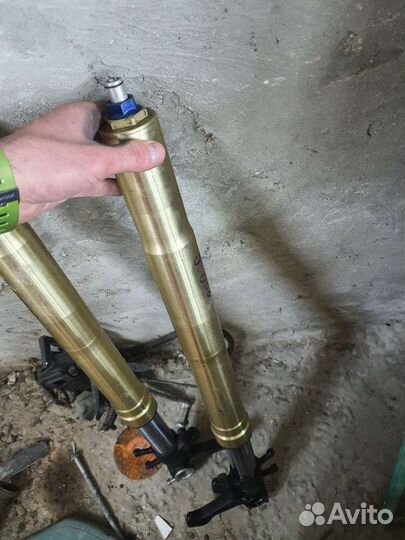 Перья вилки suzuki GSX -r 600 k4 4557