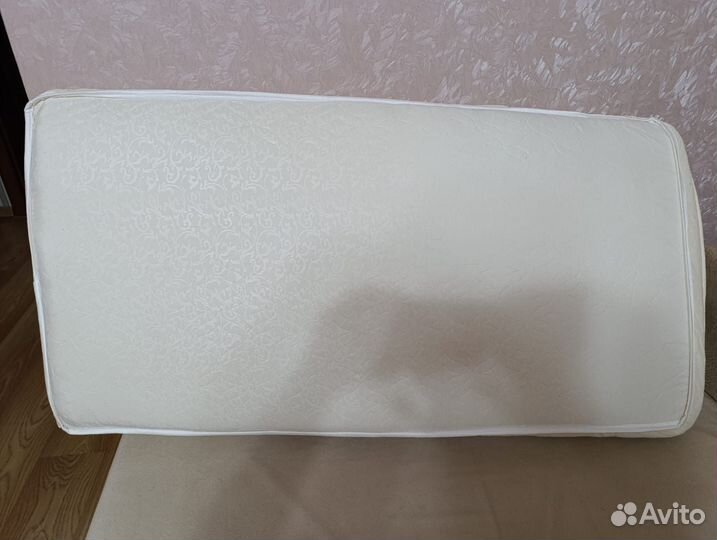 Детская кроватка с матрасом и бортиками